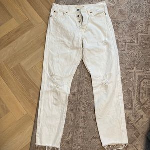 Levi’s Wedgie Fit white ripped jeans